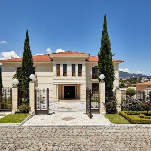 Best Mansion available in Ecuador